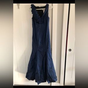 BELLISSIMA | Long Flowy Blue Detailed Formal Dress